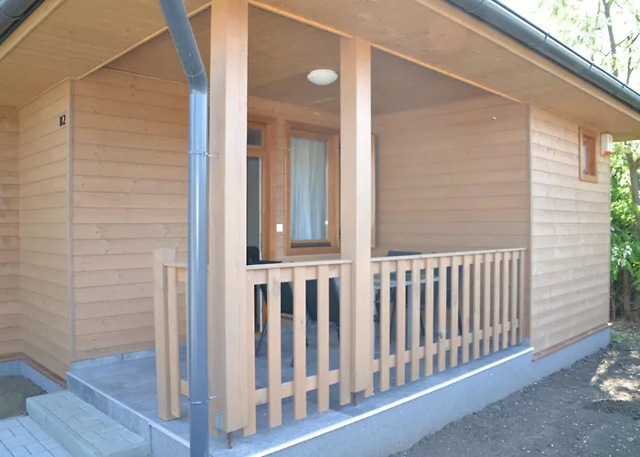 Fuerjes Apartmanhazak شقة *